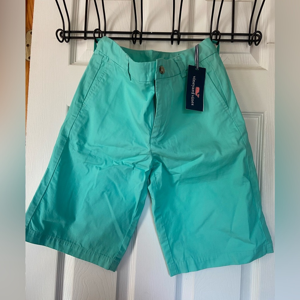 Vineyard Vines Breaker Shorts - Size 16 (NWT)